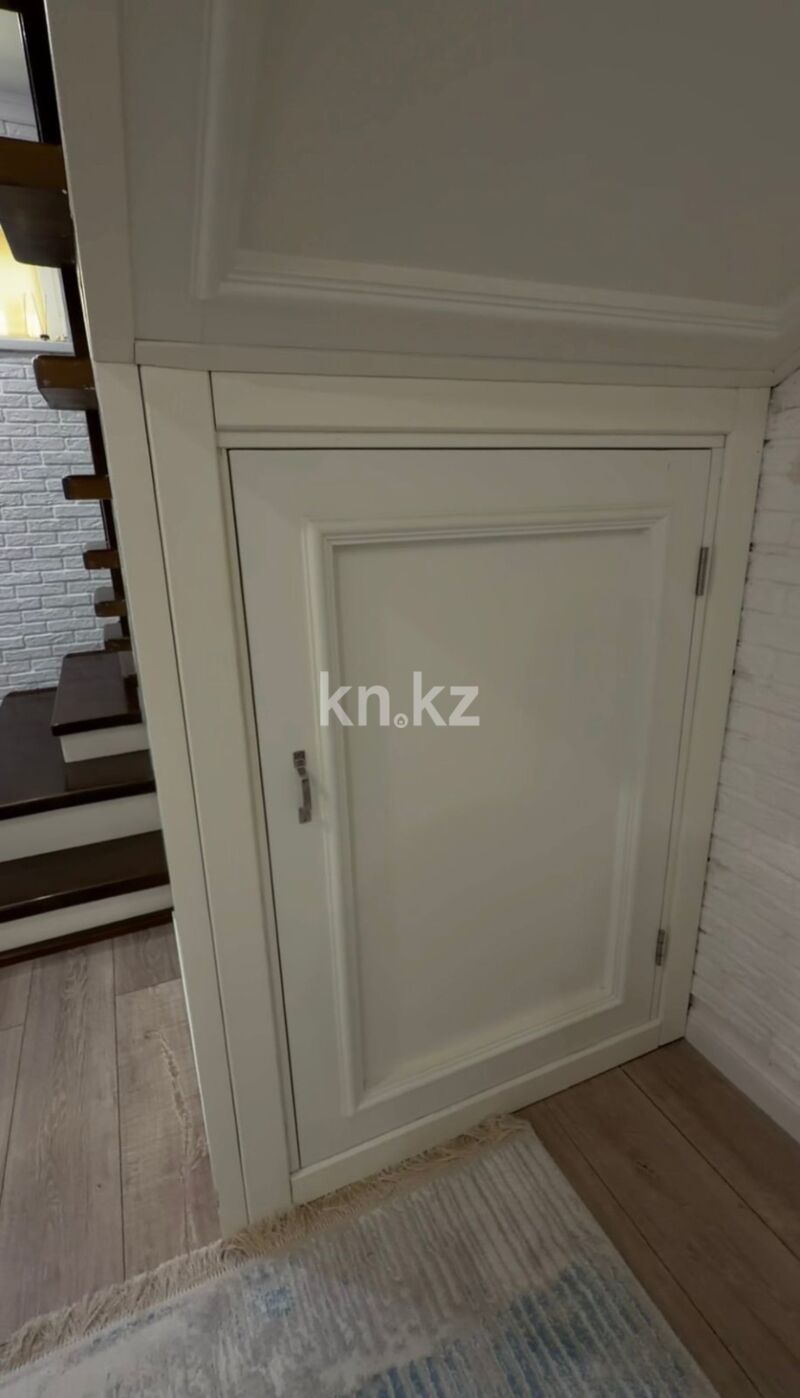 Продажа 4-комнатной квартиры, 167 м² - Продажа четырехкомнатных квартир в Уральске фото 5 из 17
