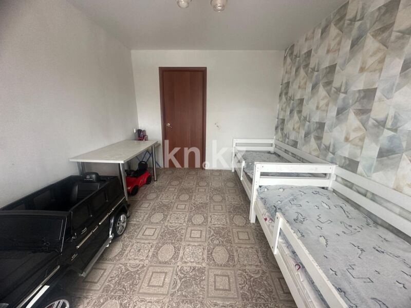 Продажа 3-комнатной квартиры, 64 м² - Продажа трехкомнатных квартир на Юго-Востоке Караганды - страница 23 фото 5 из 17