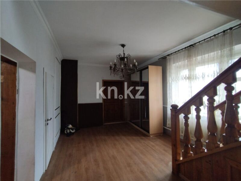 Продажа 7-комнатного дома, 250 м² - Продажа домов, коттеджей в Караганде - страница 4 фото 11 из 24