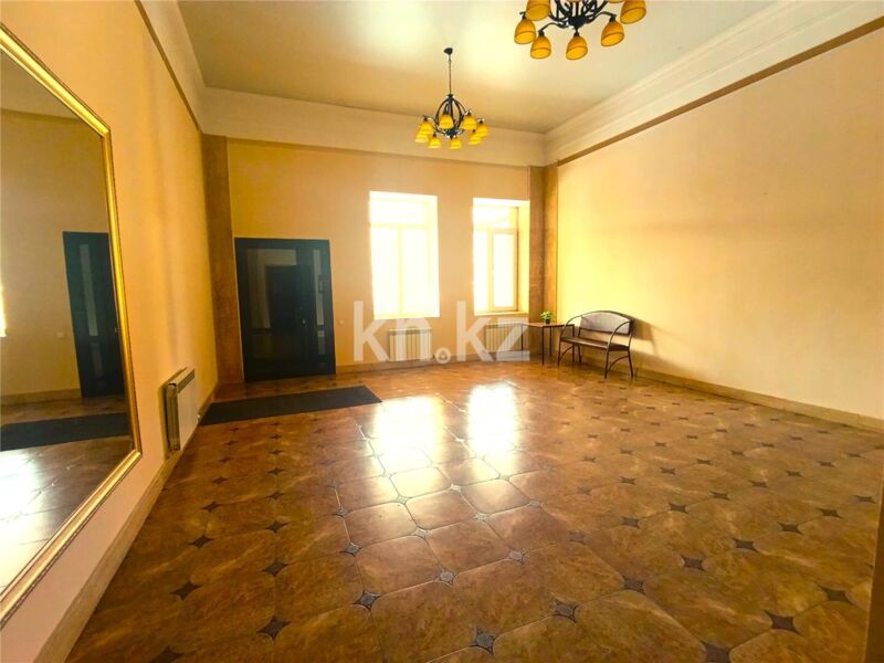 Продажа 4-комнатной квартиры, 188 м² - Продажа четырехкомнатных квартир в Караганде фото 26 из 31