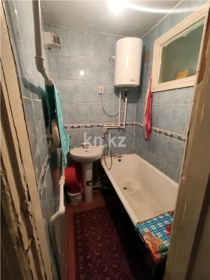 Продажа 4-комнатной квартиры, 64 м² - Продажа четырехкомнатных квартир в кирпичном доме в Караганде - страница 8 фото 5 из 7