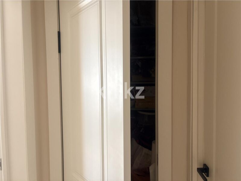 Продажа 4-комнатной квартиры, 77 м² - Продажа четырехкомнатных квартир в панельном доме в Караганде фото 20 из 31