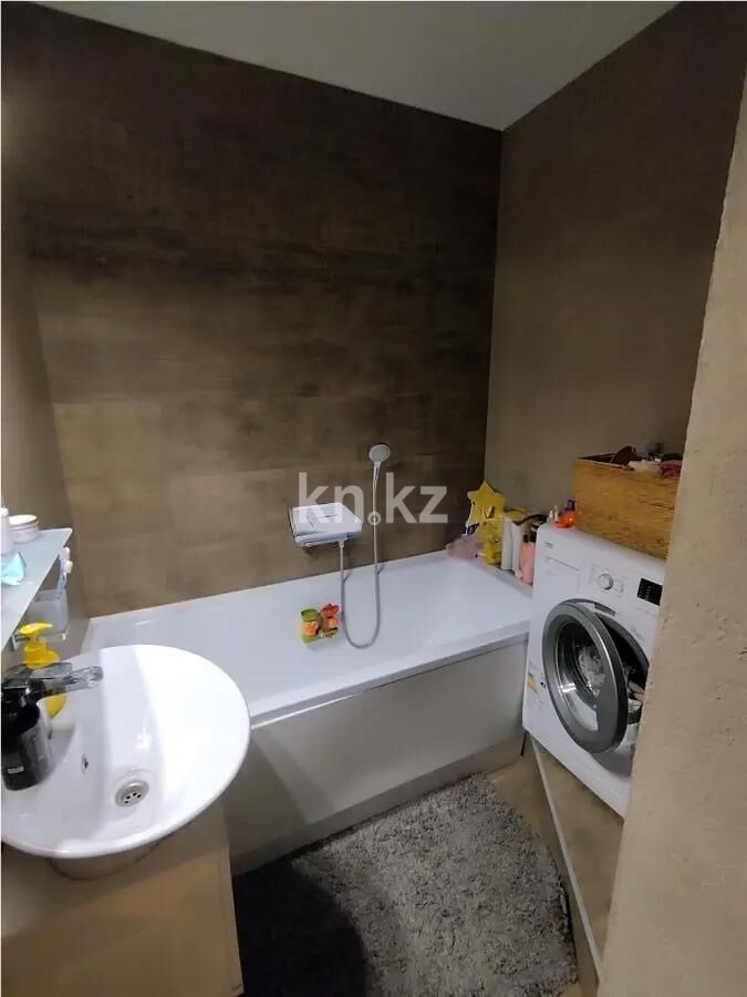 Продажа 2-комнатной квартиры, 56 м² - Продажа двухкомнатных квартир в блочном доме в Казахстане - страница 68 фото 4 из 7