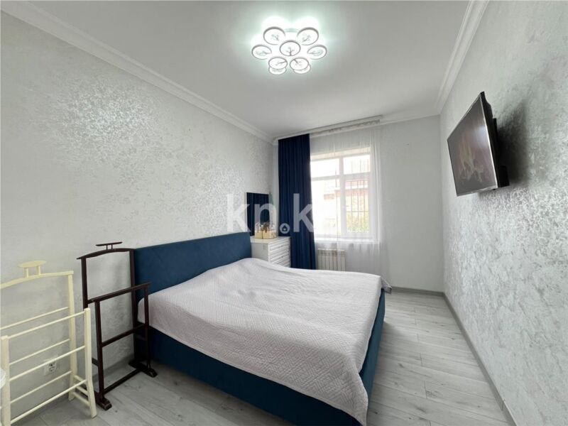 Продажа 3-комнатной квартиры, 75 м² - Продажа трехкомнатных квартир в кирпичном доме в Караганде - страница 18 фото 3 из 22