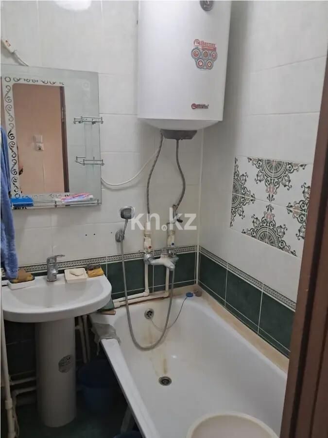 Продажа 3-комнатной квартиры, 47 м² - Продажа трехкомнатных квартир в Майкудуке Караганды - страница 11 фото 3 из 4