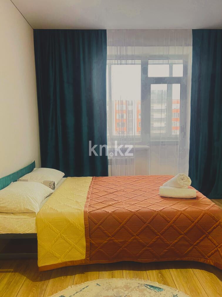 Аренда 1-комнатной квартиры посуточно, 30 м² - Аренда квартир посуточно в р-не Сарайшык Астаны фото 1 из 7