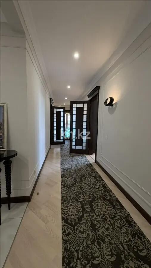 Продажа 4-комнатной квартиры, 171.9 м² - Продажа четырехкомнатных квартир в кирпичном доме в Казахстане - страница 6 фото 8 из 8