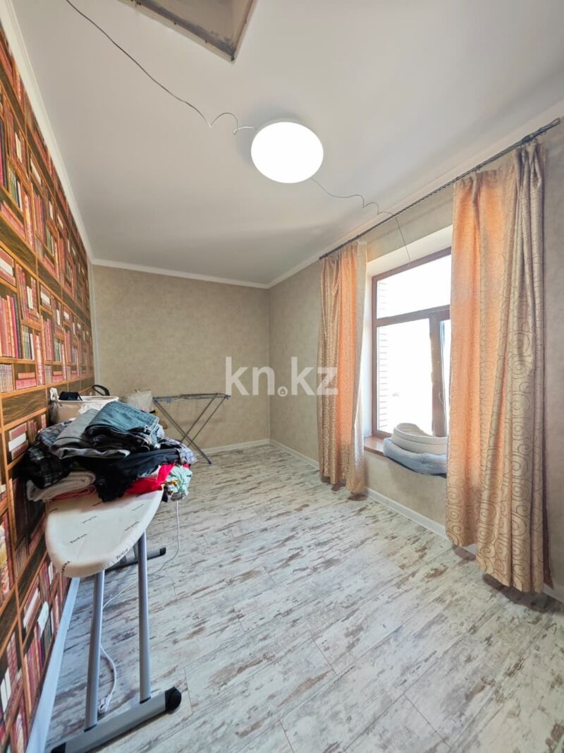 Продажа 7-комнатного дома, 450 м² - Продажа домов, коттеджей в Караганде - страница 2 фото 16 из 39