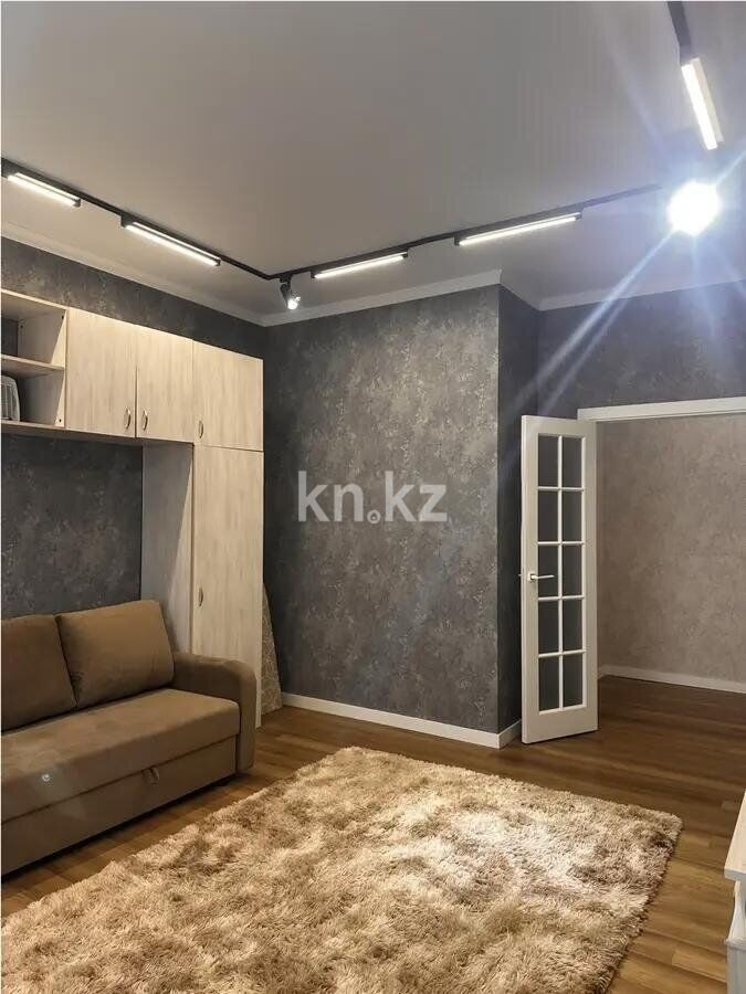 Продажа 1-комнатной квартиры, 40 м² - Продажа квартир от собственников в Караганде фото 1 из 4
