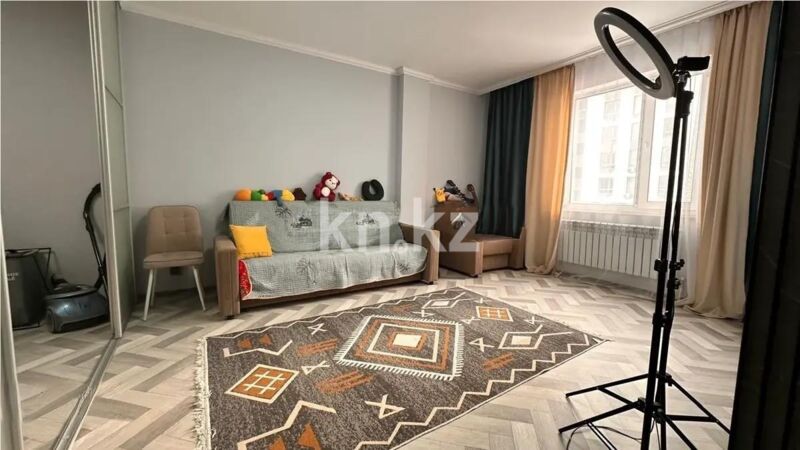 Продажа 2-комнатной квартиры, 51 м² - Продажа двухкомнатных квартир в блочном доме в Казахстане - страница 50 фото 1 из 4