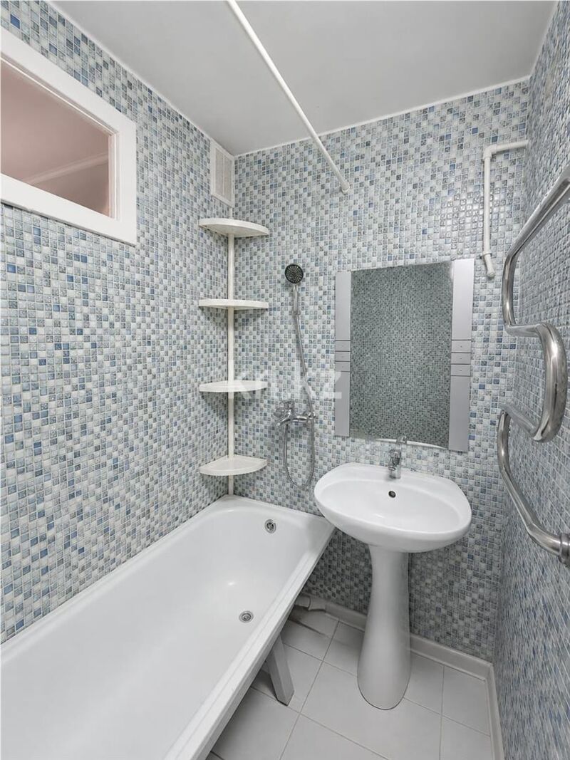 Продажа 2-комнатной квартиры, 43 м² - Продажа двухкомнатных квартир в Майкудуке Караганды - страница 5 фото 6 из 12