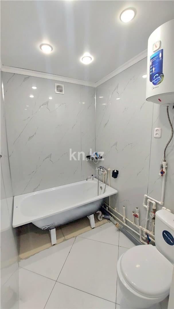 Продажа 1-комнатной квартиры, 32 м² - Продажа однокомнатных квартир в Темиртау - страница 3 фото 12 из 15