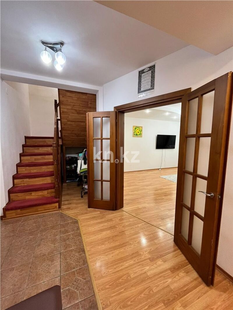Продажа 4-комнатной квартиры, 170 м² - Продажа четырехкомнатных квартир в кирпичном доме в Казахстане - страница 7 фото 5 из 20