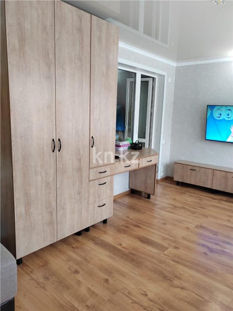 Продажа 4-комнатной квартиры, 97 м² - Продажа четырехкомнатных квартир в кирпичном доме в Караганде фото 14 из 28