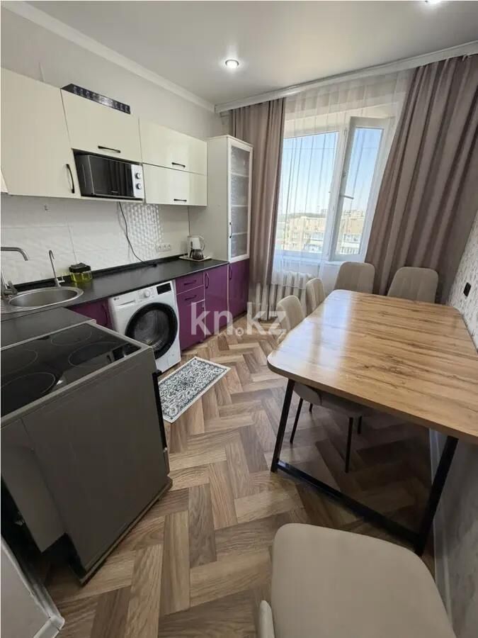Продажа 3-комнатной квартиры, 65 м² - Продажа квартир в панельном доме в Караганде - страница 3 фото 4 из 7