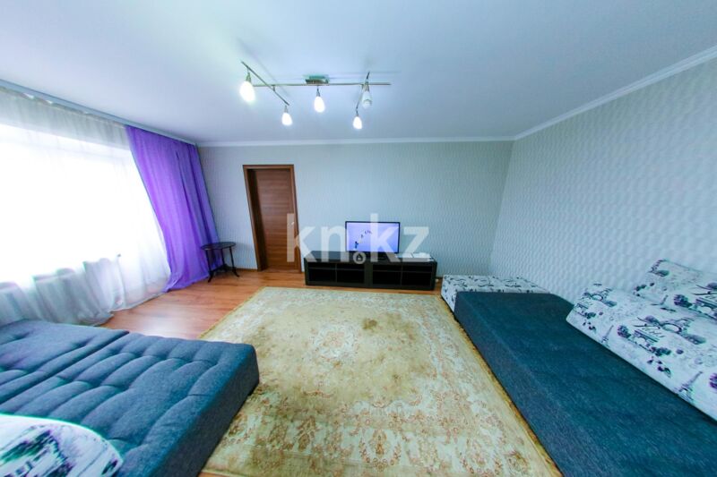 Аренда 2-комнатной квартиры посуточно, 50 м² - Аренда двухкомнатных квартир посуточно в Казахстане - страница 4 фото 8 из 12
