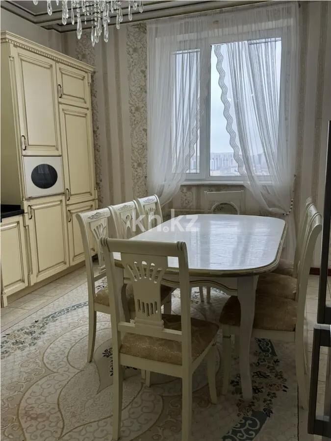 Продажа 5-комнатной квартиры, 200 м² - Продажа пятикомнатных и более квартир в кирпичном доме в Астане - страница 2 фото 6 из 8