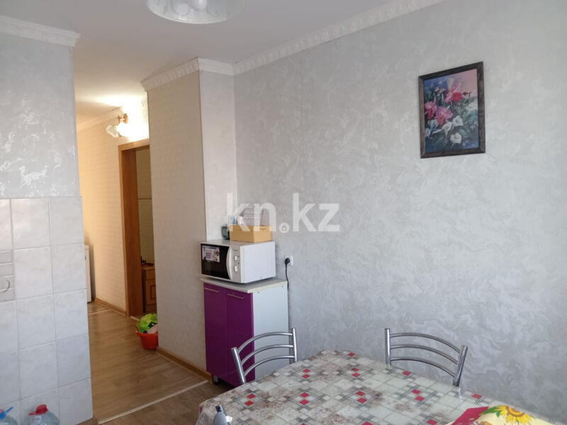 Продажа 4-комнатной квартиры, 76 м² - Продажа четырехкомнатных квартир в Караганде - страница 3 фото 1 из 13