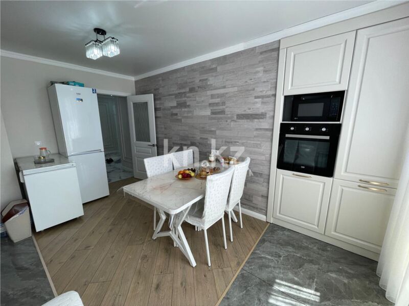 Продажа 3-комнатной квартиры, 70 м² - Продажа квартир в монолитно-каркасном доме в Караганде - страница 7 фото 8 из 13