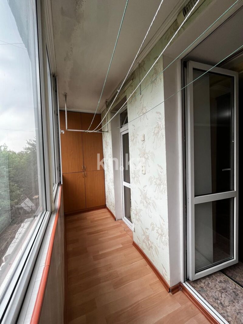 Продажа 3-комнатной квартиры, 63 м² - Продажа трехкомнатных квартир в Майкудуке Караганды - страница 10 фото 4 из 15