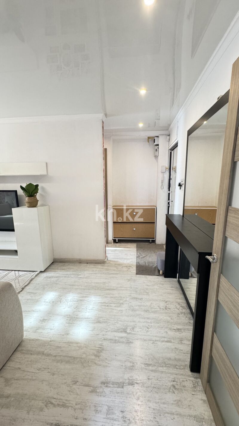 Продажа 2-комнатной квартиры, 43.3 м² - Продажа двухкомнатных квартир в Городе Караганды - страница 3 фото 12 из 27