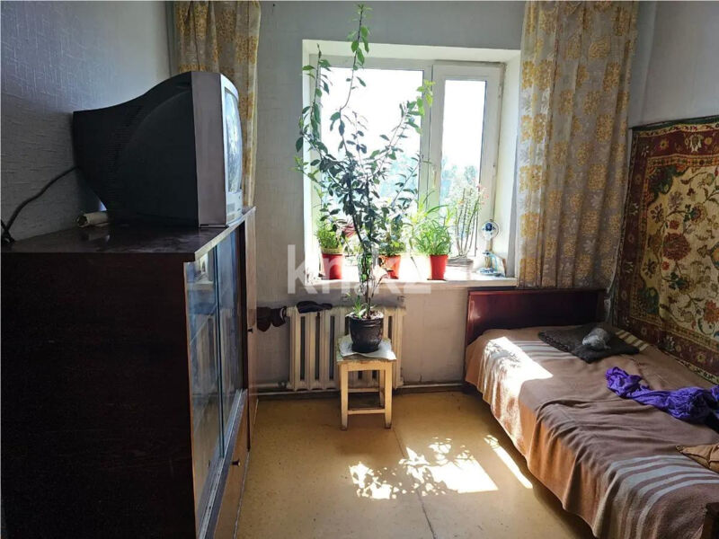 Продажа 4-комнатной квартиры, 76 м² - Продажа квартир в панельном доме в Караганде - страница 2 фото 4 из 9