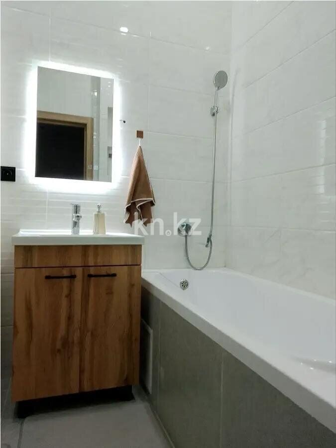 Продажа 2-комнатной квартиры, 42 м² - Продажа двухкомнатных квартир на Юго-Востоке Караганды - страница 11 фото 12 из 15
