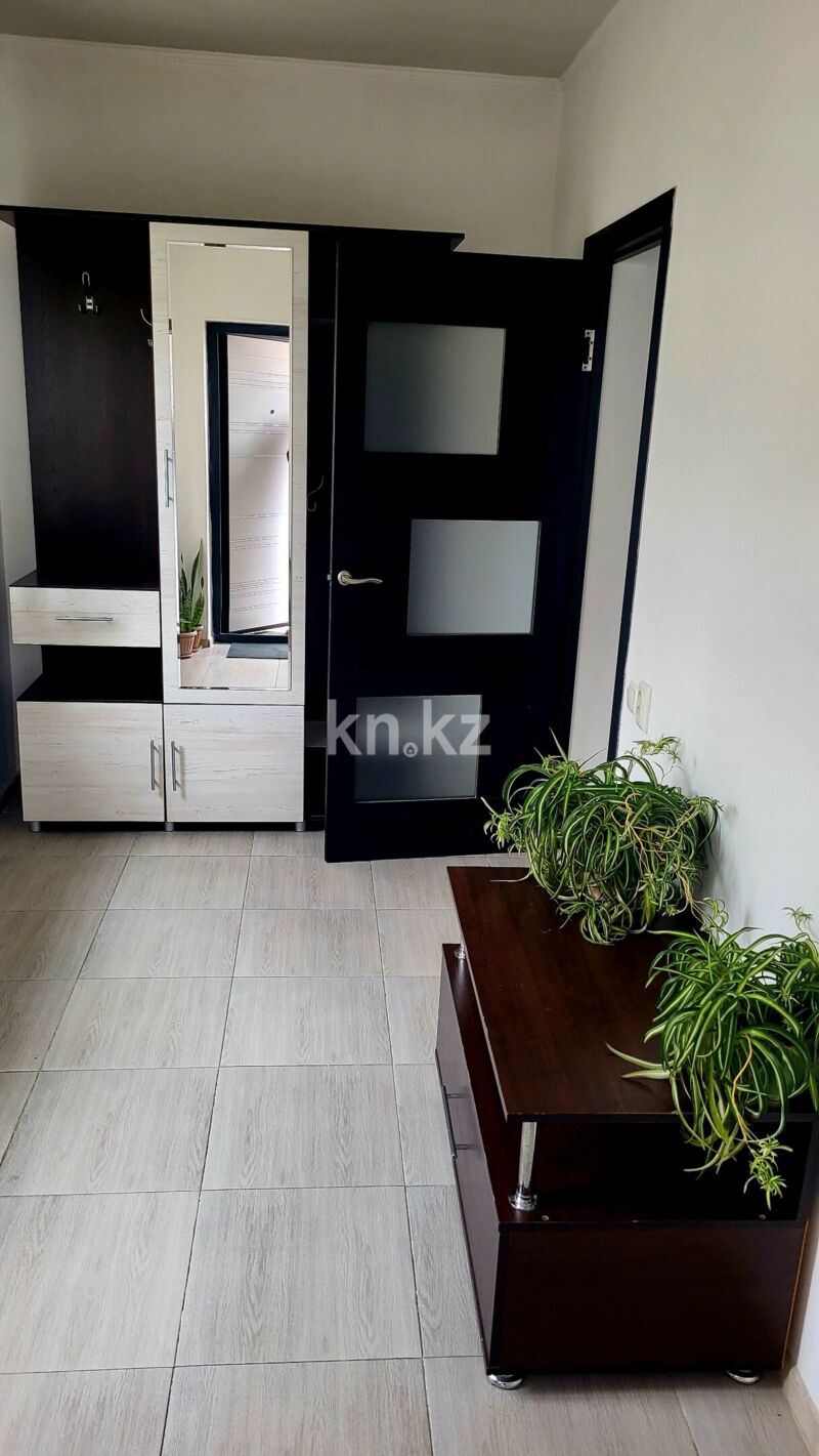 Аренда 4-комнатного дома, 86 м² - Аренда недвижимости в Алматы фото 1 из 10