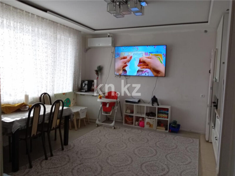 Продажа 3-комнатной квартиры, 73 м² - Продажа квартир в Михайловке Караганды - страница 3 фото 1 из 18