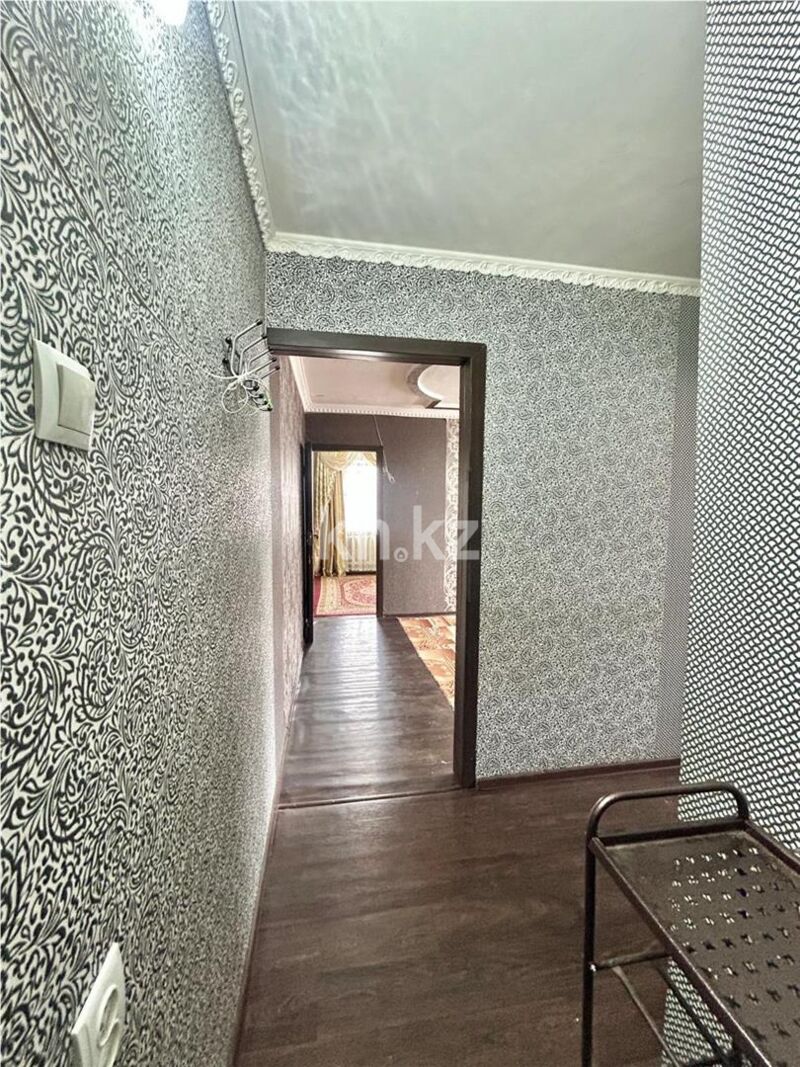 Продажа 3-комнатной квартиры, 48 м² - Продажа трехкомнатных квартир на Юго-Востоке Караганды - страница 21 фото 10 из 13