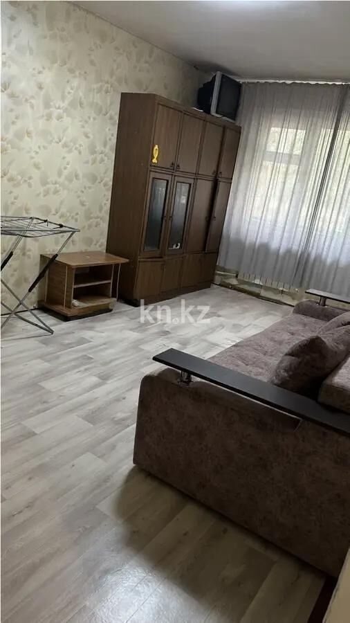 Продажа 1-комнатной квартиры, 29 м² - Продажа однокомнатных квартир в панельном доме в Караганде - страница 8 фото 1 из 4