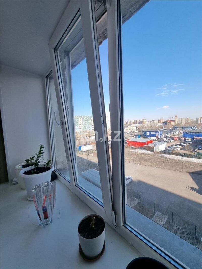 Продажа 4-комнатной квартиры, 90 м² - Продажа четырехкомнатных квартир в кирпичном доме в Караганде - страница 4 фото 17 из 20