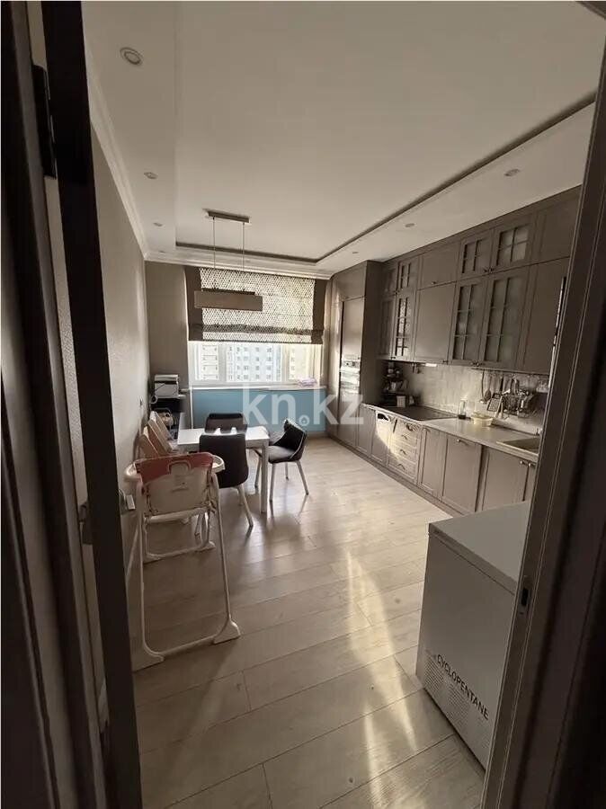 Продажа 3-комнатной квартиры, 109 м² - Продажа квартир в блочном доме в Астане - страница 2 фото 4 из 6