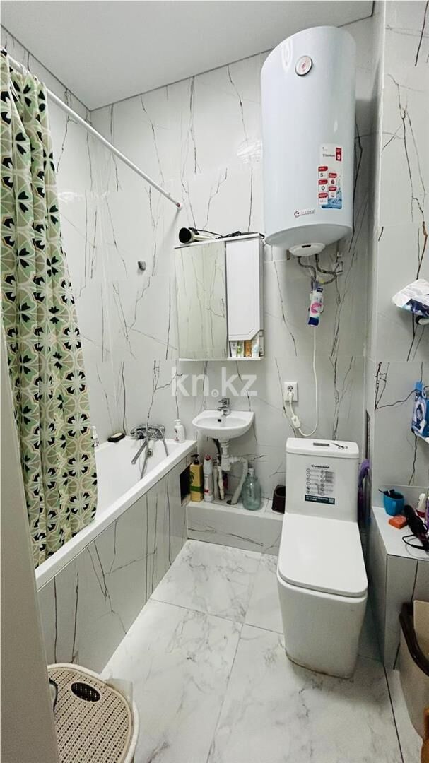 Продажа 1-комнатной квартиры, 43 м² - Продажа однокомнатных квартир на Юго-Востоке Караганды - страница 9 фото 4 из 8