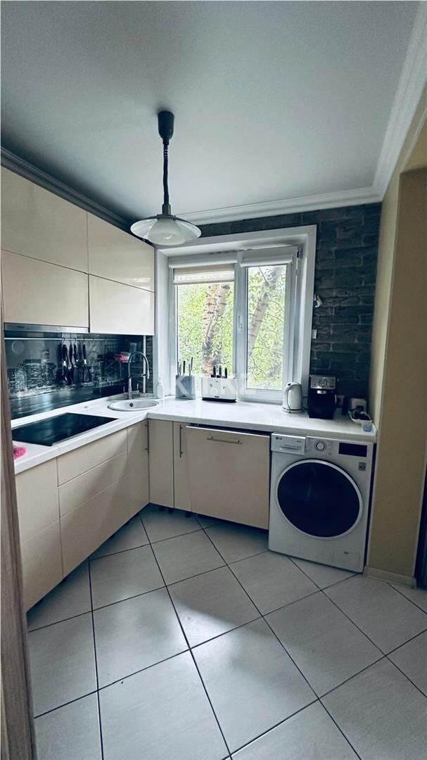 Продажа 4-комнатной квартиры, 76 м² - Продажа четырехкомнатных квартир в Караганде - страница 4 фото 5 из 14