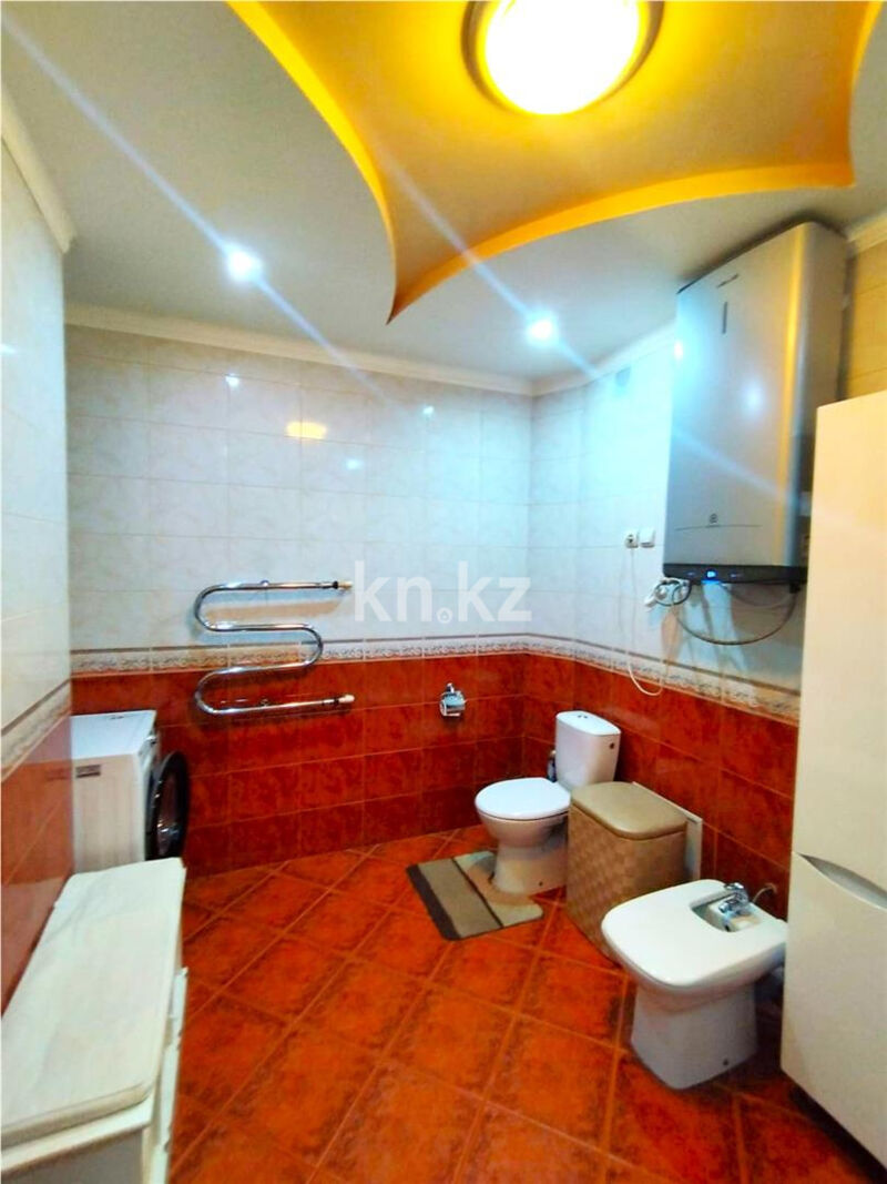 Продажа 4-комнатной квартиры, 94 м² - Продажа четырехкомнатных квартир в кирпичном доме в Караганде - страница 8 фото 9 из 15