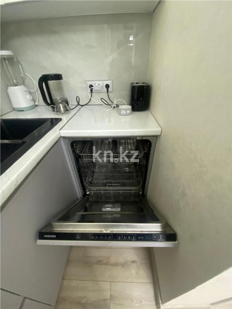 Продажа 3-комнатной квартиры, 75 м² - Продажа офисных и торговых помещений в Петропавловске фото 3 из 29