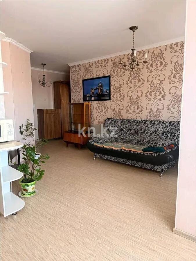 Продажа 2-комнатной квартиры, 68 м² - Продажа недвижимости в Караганде - страница 2 фото 1 из 7