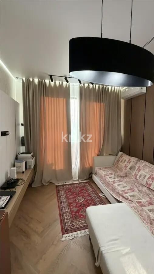 Продажа 1-комнатной квартиры, 32 м² - Продажа квартир в монолитно-каркасном доме в Алматы фото 1 из 2