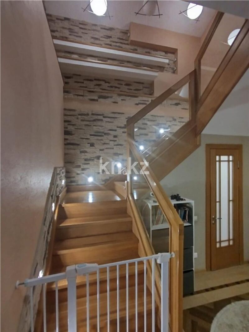 Продажа 6-комнатной квартиры, 241 м² - Продажа пятикомнатных и более квартир в Темиртау фото 36 из 59