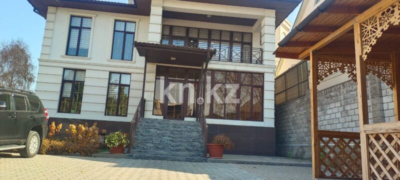 Аренда 9-комнатного дома, 470 м² - Аренда домов в Казахстане фото 1 из 1