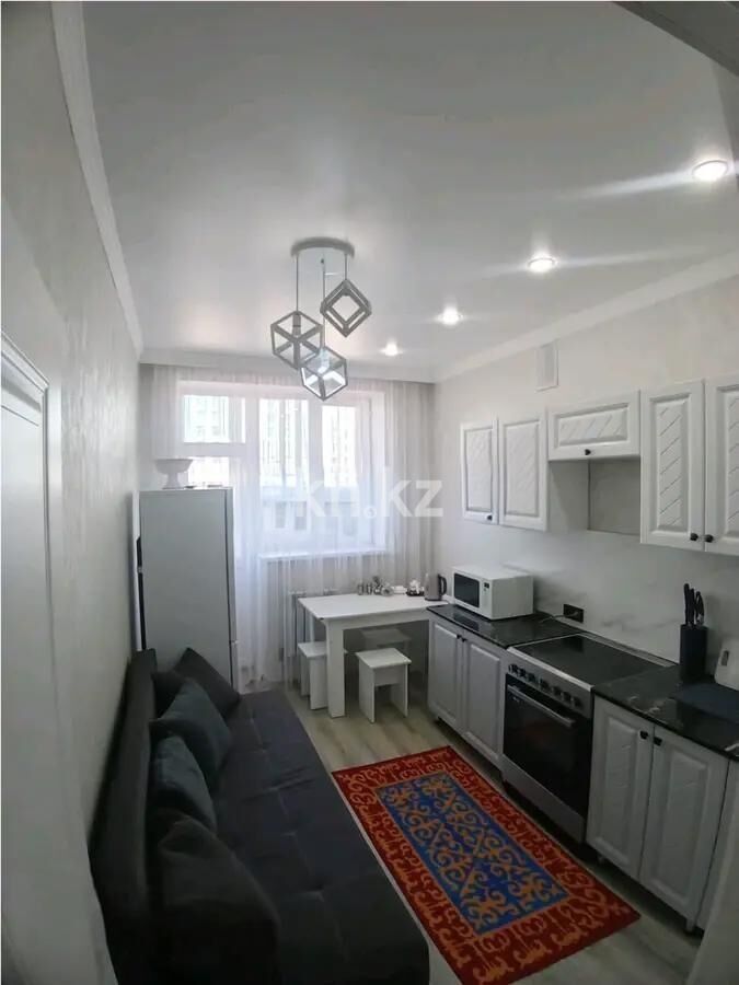 Продажа 1-комнатной квартиры, 35 м² - Продажа домов, коттеджей в Усть-Каменогорске фото 2 из 4