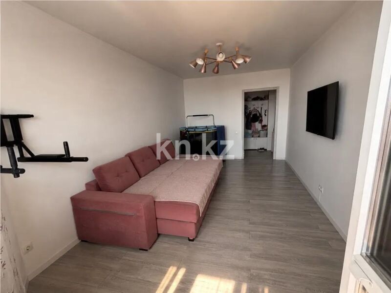 Продажа 2-комнатной квартиры, 76 м² - Продажа двухкомнатных квартир в Медеуском р-не Алматы - страница 11 фото 1 из 5