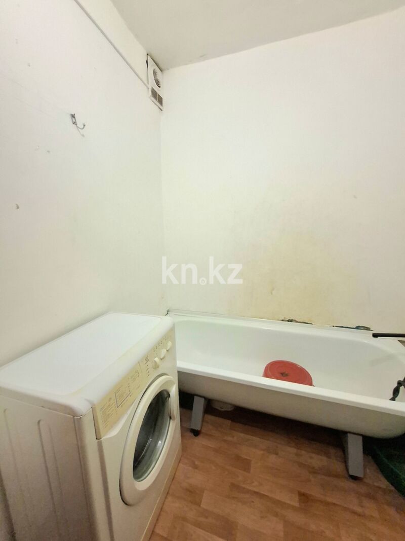 Продажа 1-комнатной квартиры, 39 м² - Продажа однокомнатных квартир в Майкудуке Караганды - страница 5 фото 12 из 16