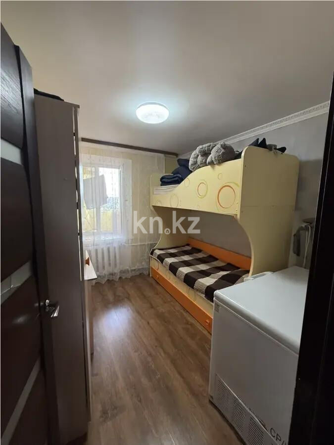 Продажа 4-комнатной квартиры, 74 м² - Продажа четырехкомнатных квартир в кирпичном доме в Караганде - страница 3 фото 4 из 8