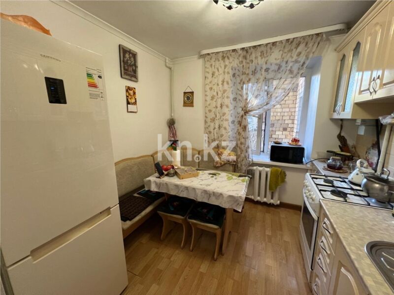 Продажа 3-комнатной квартиры, 63 м² - Продажа трехкомнатных квартир в Михайловке Караганды фото 10 из 18