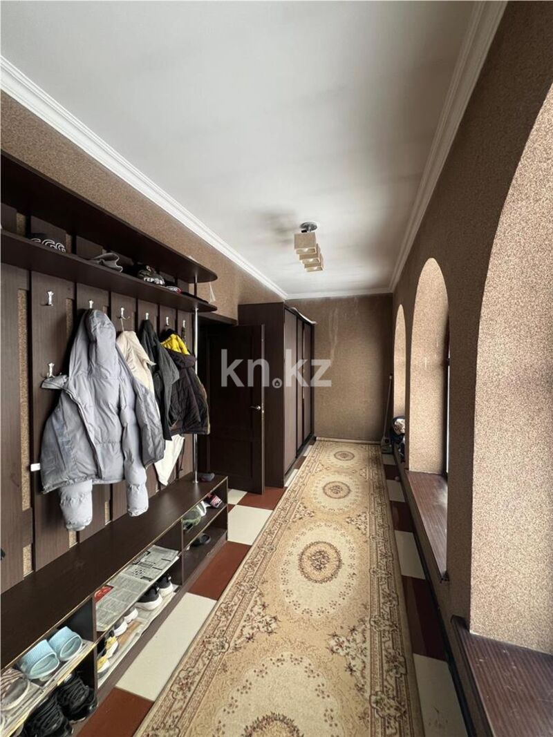 Продажа 9-комнатного дома, 464 м² - Продажа домов, коттеджей в Караганде - страница 6 фото 8 из 31