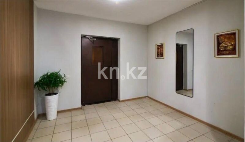 Продажа 3-комнатной квартиры, 80 м² - Продажа квартир в кирпичном доме в Астане - страница 2 фото 9 из 10