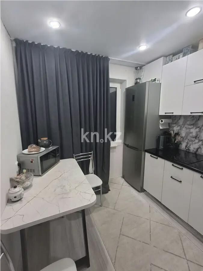 Продажа 1-комнатной квартиры, 31 м² - Продажа однокомнатных квартир в панельном доме в Караганде - страница 8 фото 2 из 3