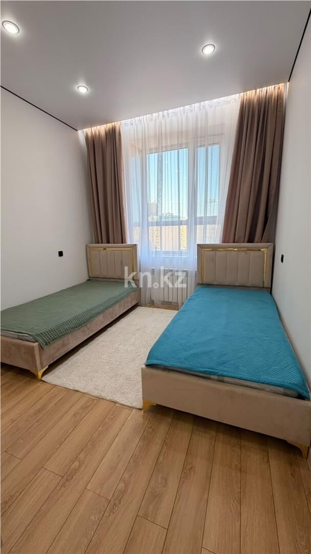 Продажа 3-комнатной квартиры, 80 м² - Продажа трехкомнатных квартир в Майкудуке Караганды - страница 4 фото 11 из 21